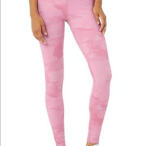 Alo high waisted pink camo leggings